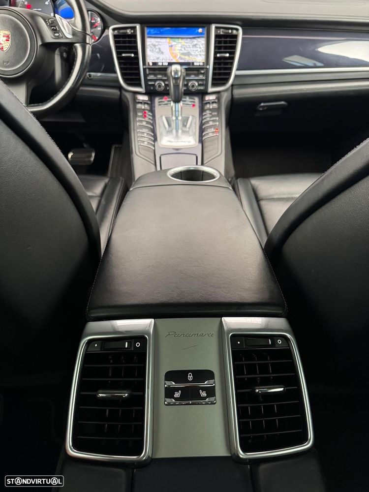Porsche Panamera Diesel - 15