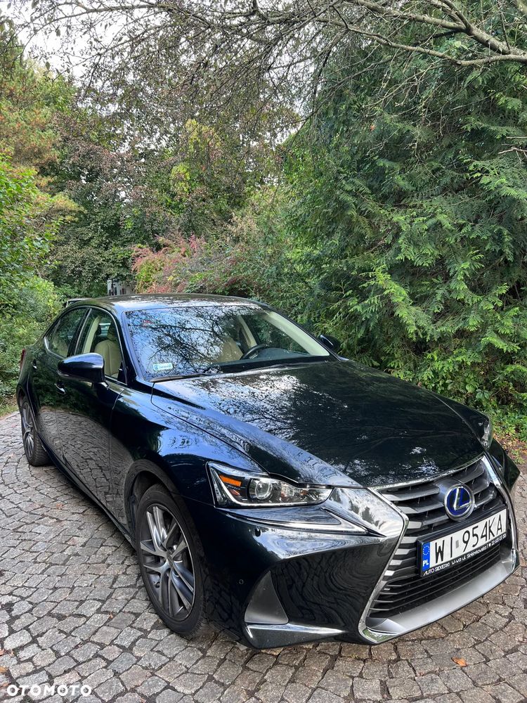 Lexus IS 300h Black - 2