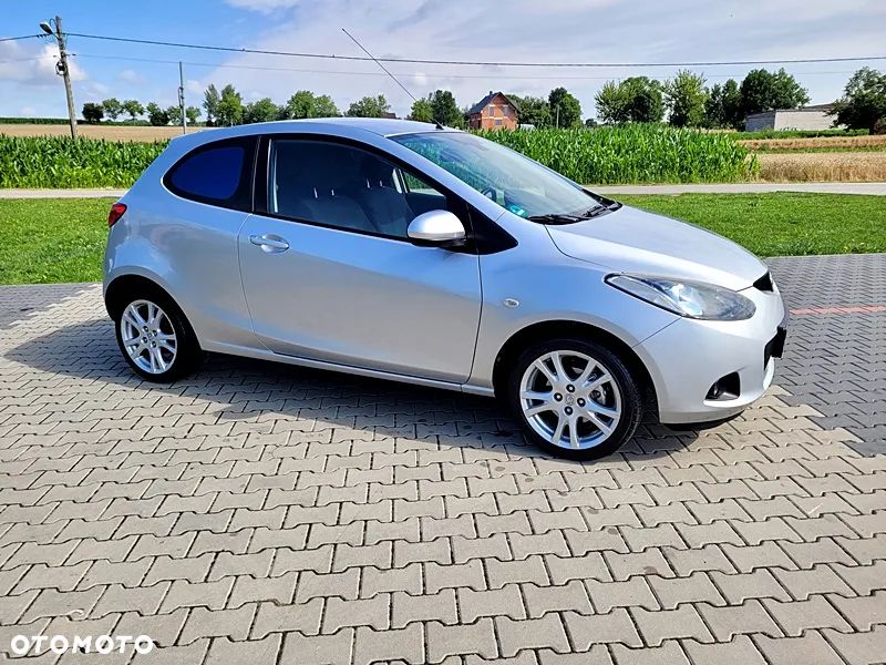 Mazda 2 - 11