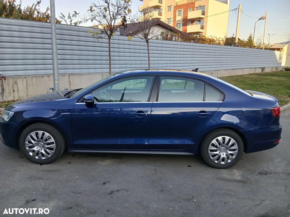 Volkswagen Jetta 1.4 Hybrid DSG - 1