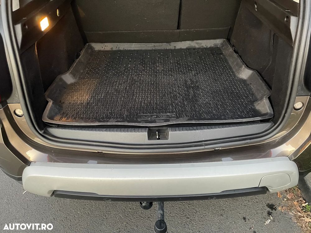 Dacia Duster 1.5 Blue dCi 4WD Prestige jante 17" - 10