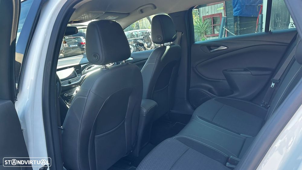 Opel Astra Sports Tourer 1.6 CDTi Selection S/S - 22