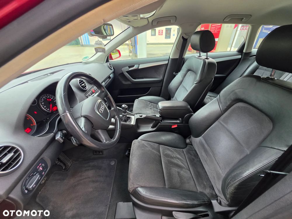 Audi A3 Sportback - 6