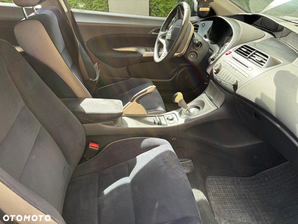 Honda Civic 1.8i-VTEC Comfort - 11