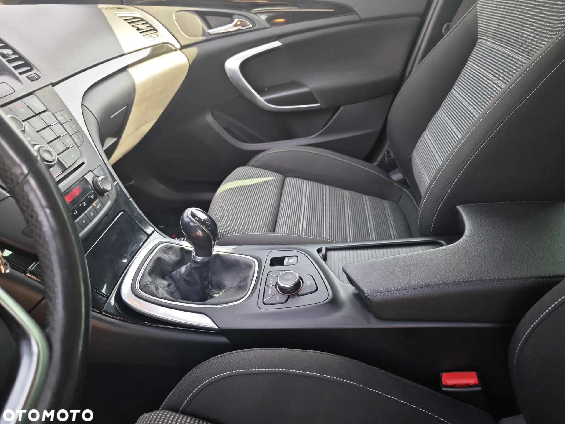 Opel Insignia 2.0 CDTI Sports Tourer - 19