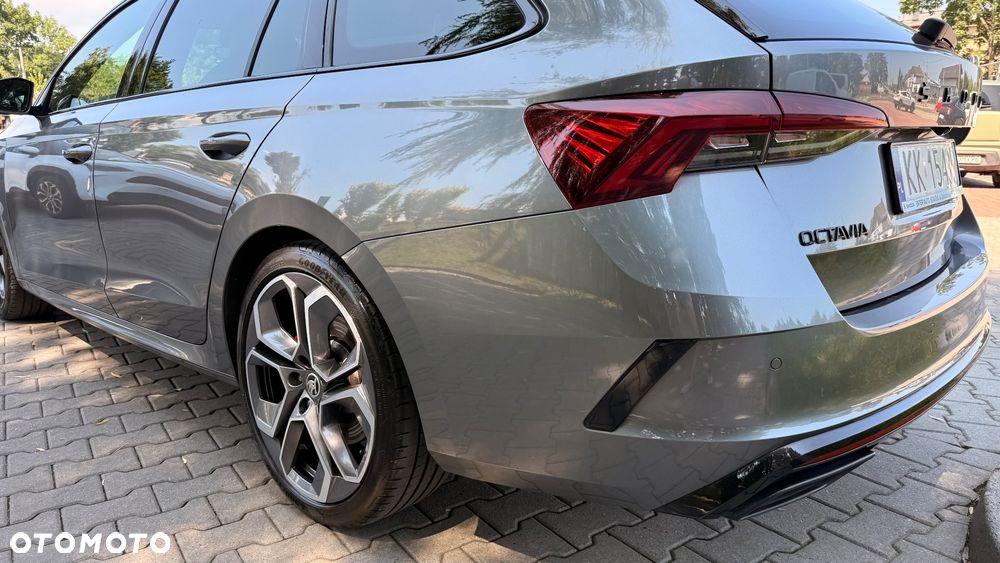 Skoda Octavia 2.0 TSI RS DSG - 13