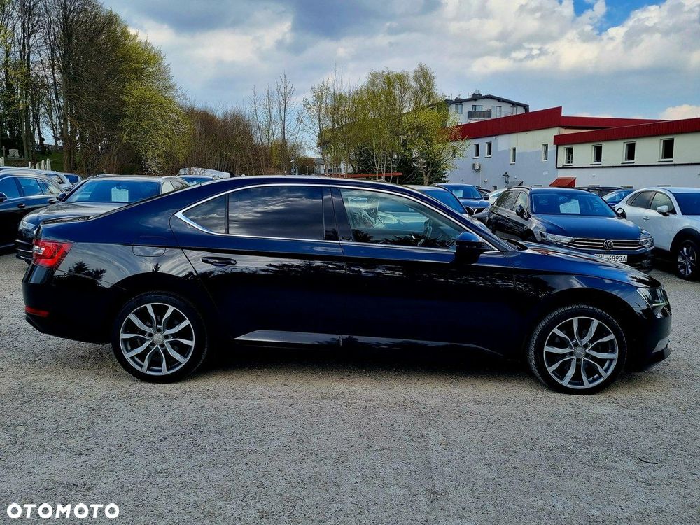 Skoda Superb 1.8 TSI DSG Style - 4