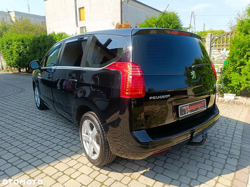 Peugeot 5008 1.6 THP Family 7os - 9