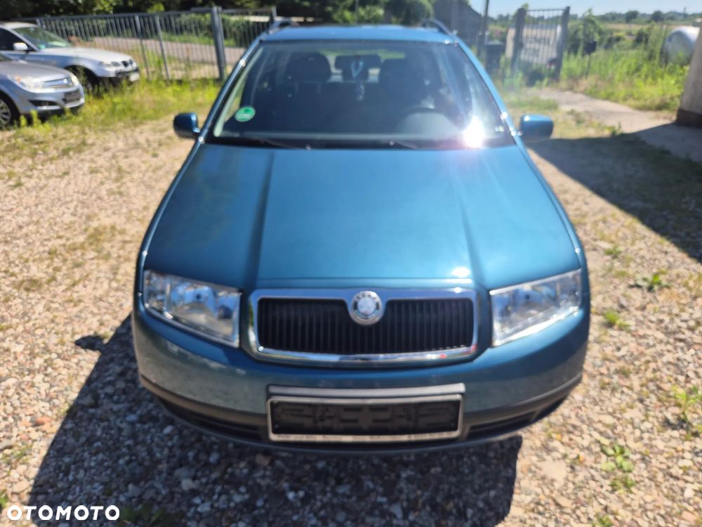 Skoda Fabia 1.2 HTP Cool Edition - 2