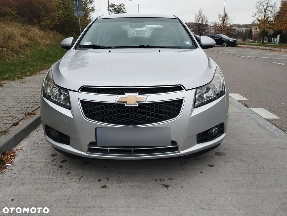 Chevrolet Cruze 1.6 LT+ - 23