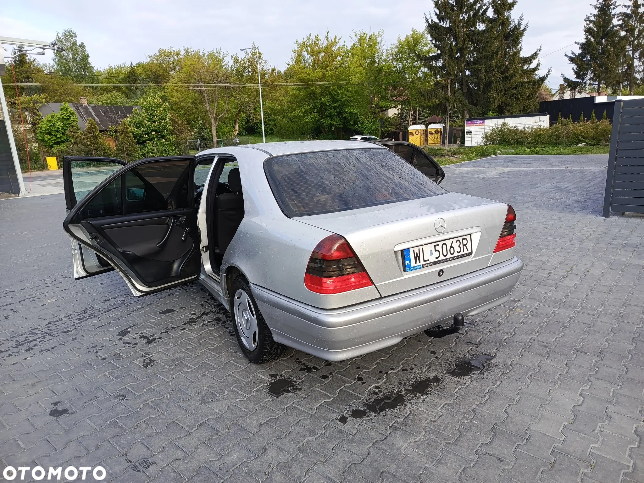 Mercedes-Benz Klasa C 180 Classic - 9