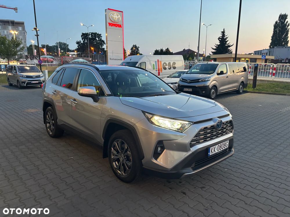 Toyota RAV4 - 16