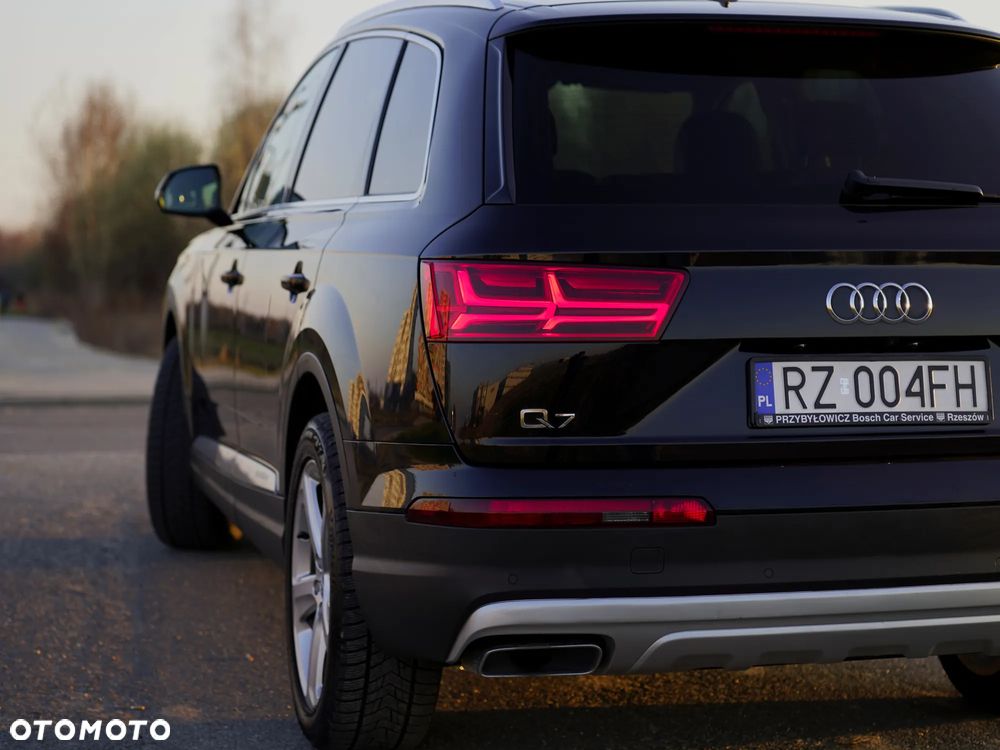 Audi Q7 - 7