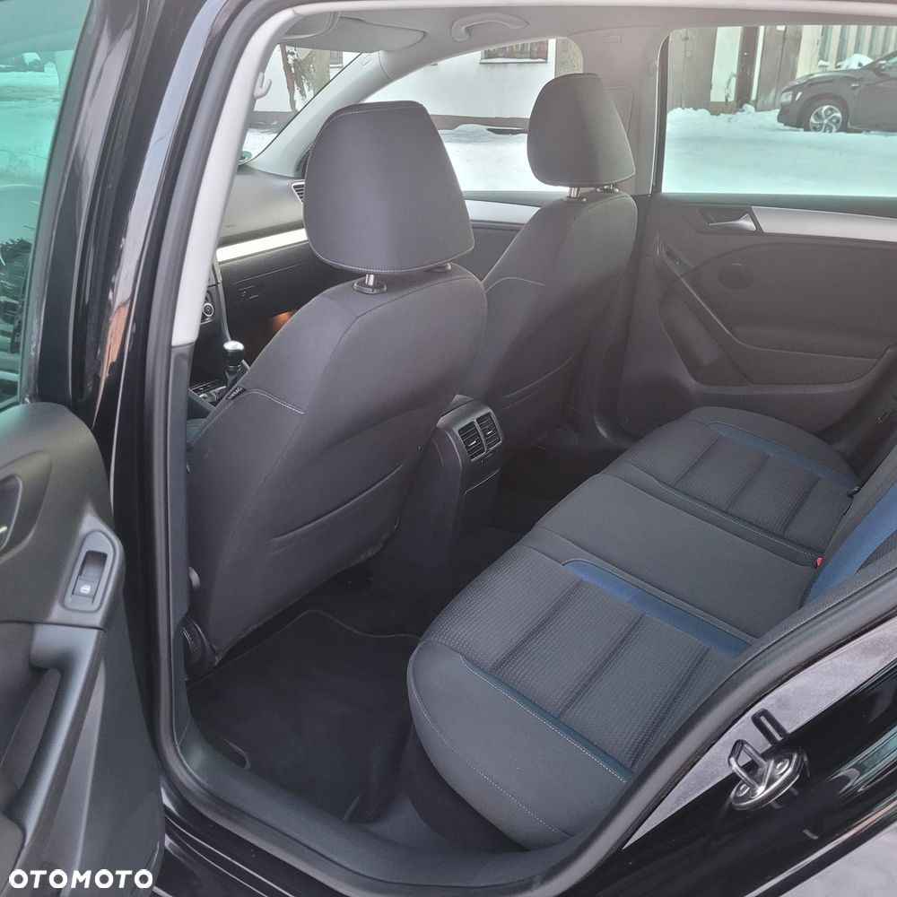 Volkswagen Golf - 15