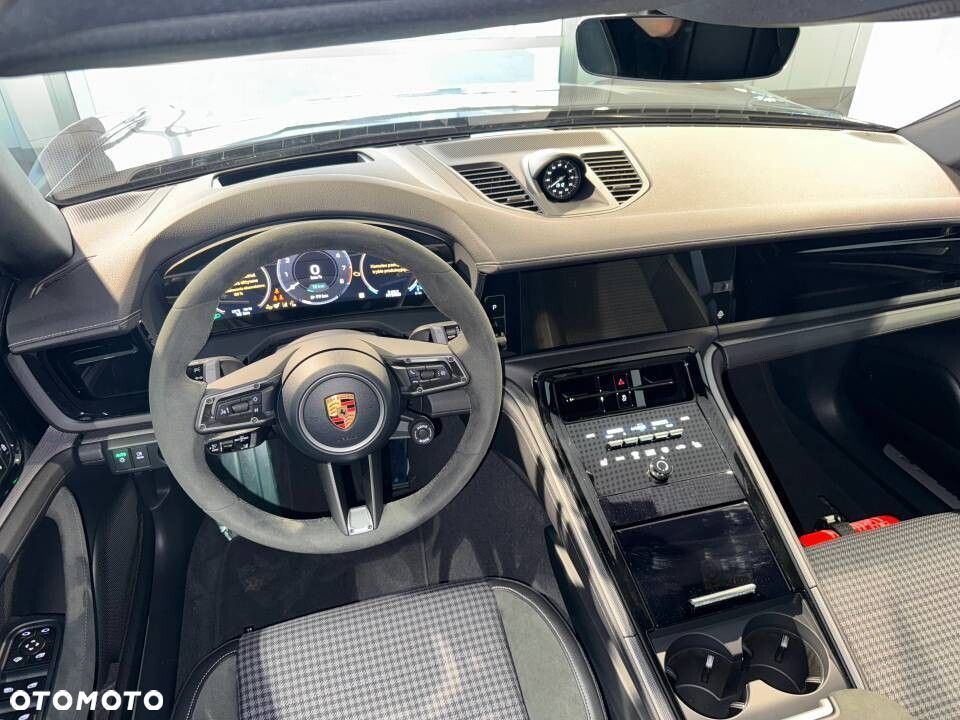 Porsche Panamera 4S E-Hybrid PHEV - 24