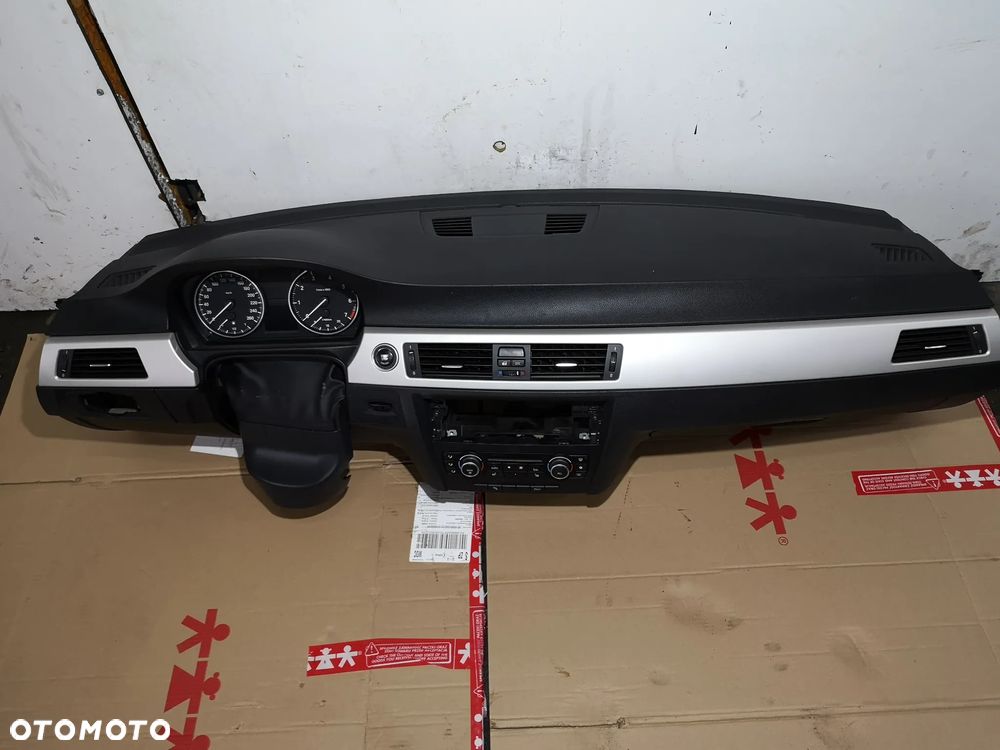 BMW E90 E91 DESKA KOKPIT KONSOLA ORYGINAŁ PULPIT - 6