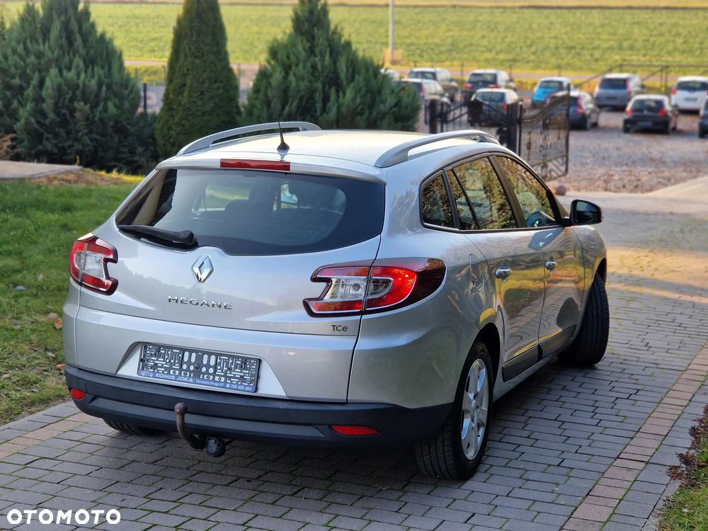 Renault Megane TCe 130 Dynamique - 10