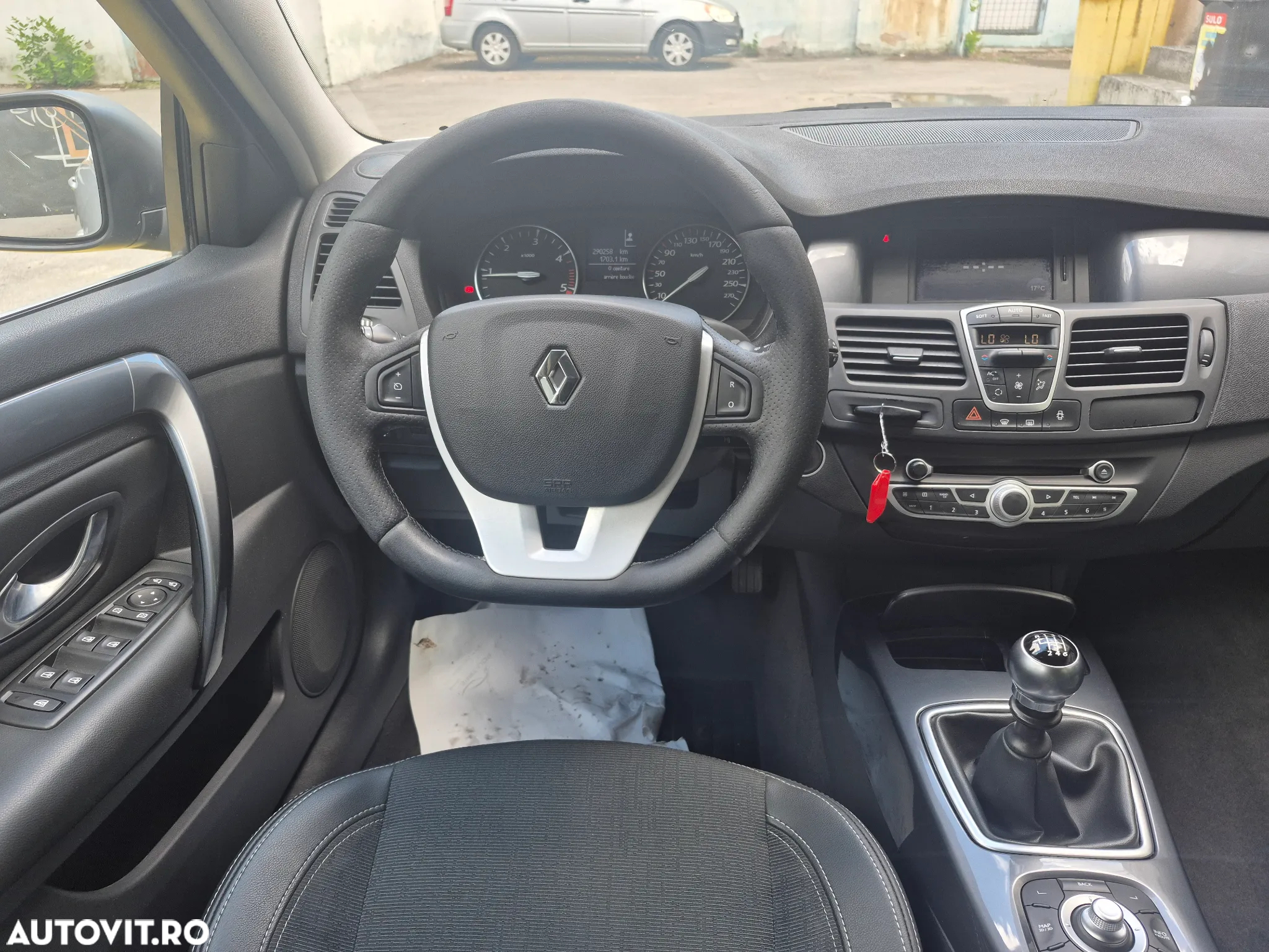 Renault Laguna 2.0dCi Privilege - 15