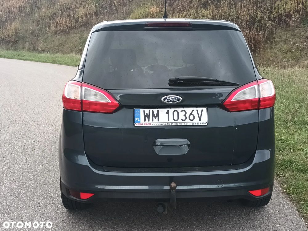 Ford Grand C-MAX - 17