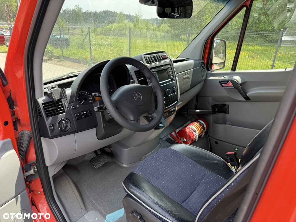 Mercedes-Benz Sprinter 516 - 5