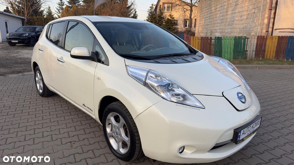 Nissan Leaf - 14