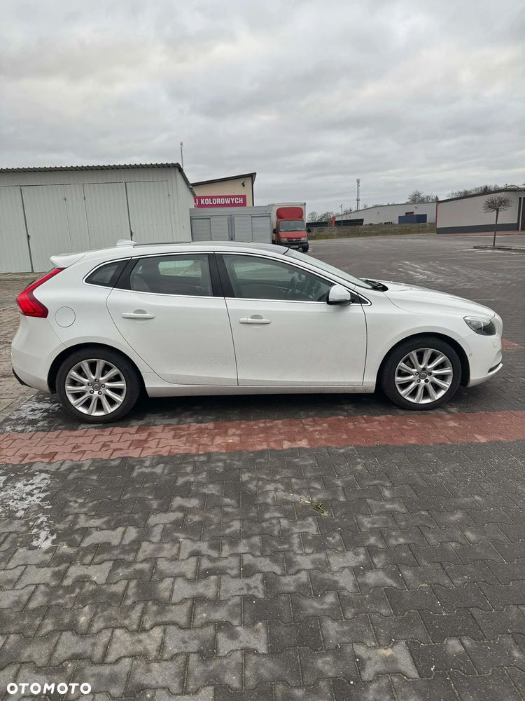 Volvo V40 D3 Ocean Race - 4