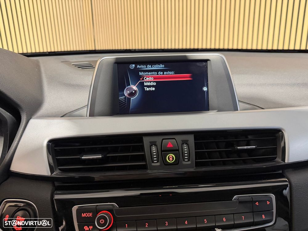 BMW X1 16 d sDrive Advantage - 24