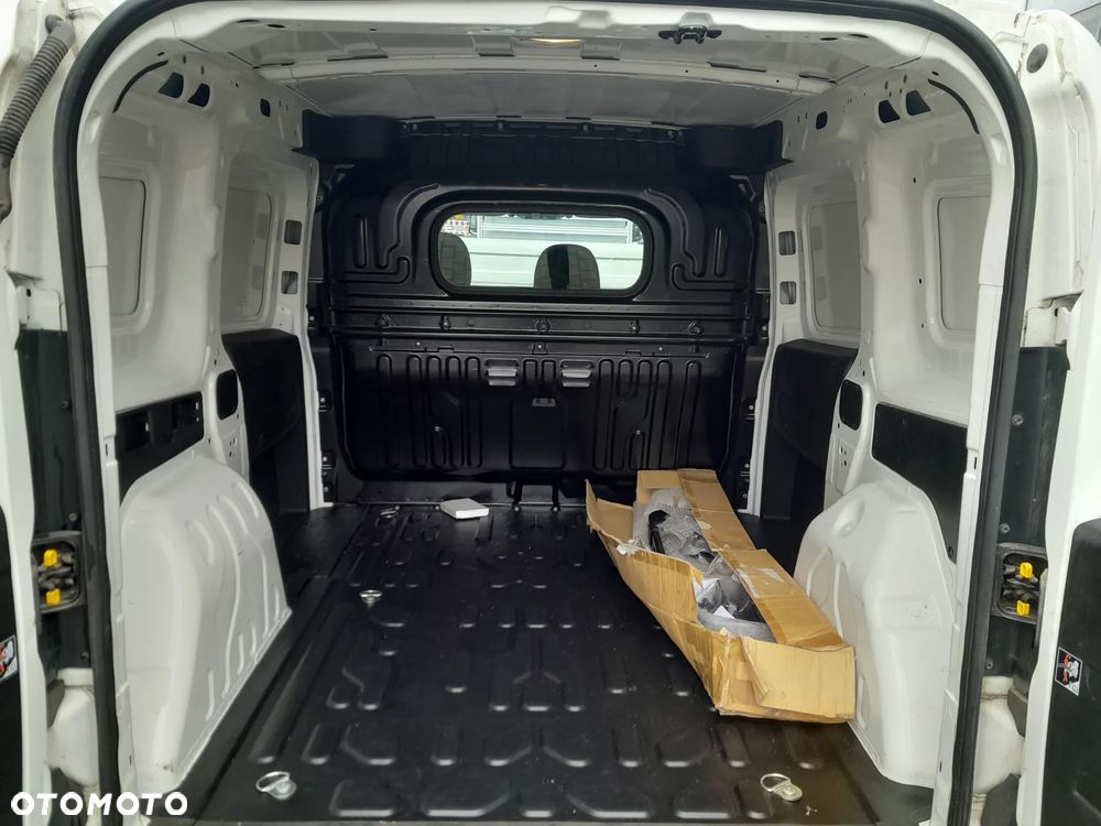 Fiat DOBLO - 12