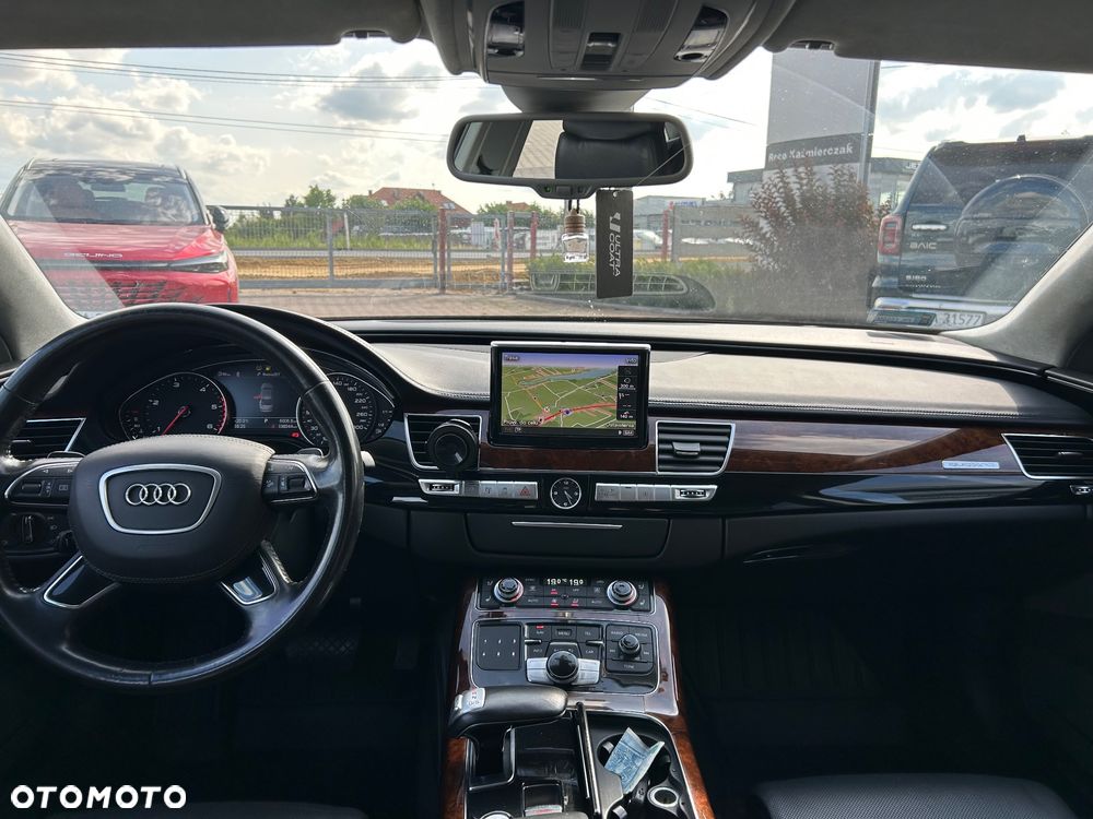 Audi A8 4.2 TDI Quattro - 11