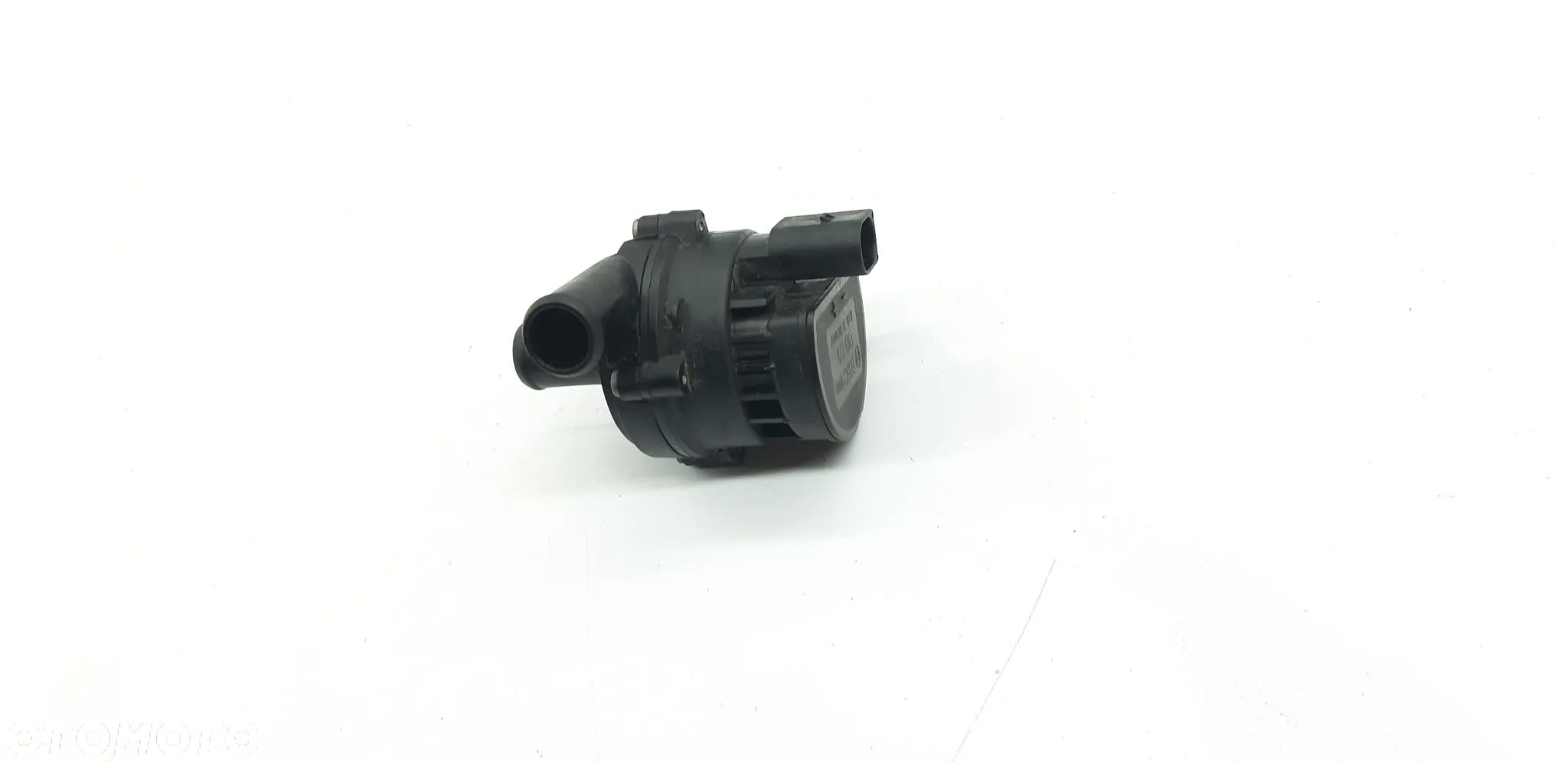 Pompa wody A2118350364 Mercedes W213 3.5CGi 2017r kombi 4Matic - 1