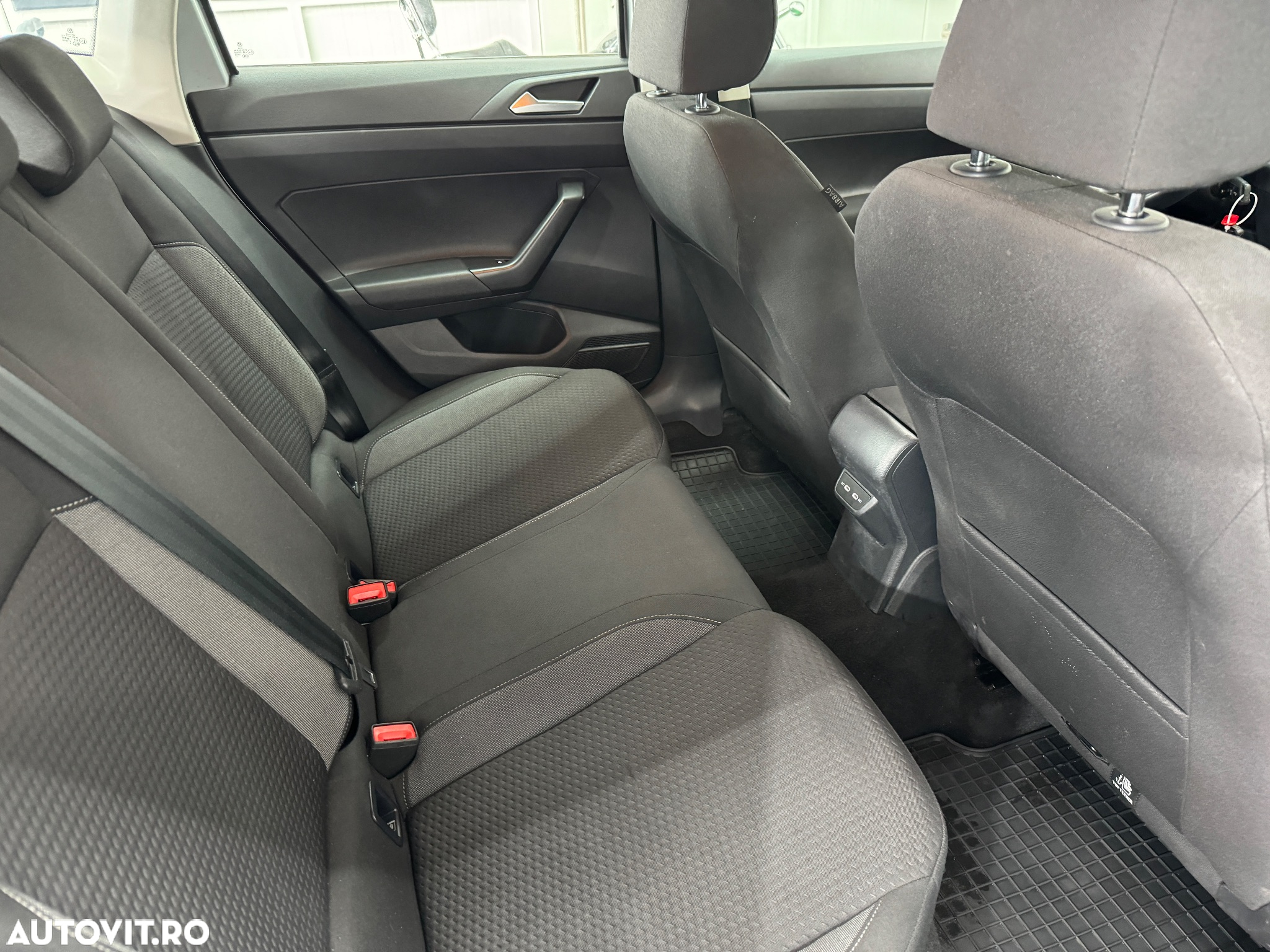 Volkswagen Polo 1.0 TSI DSG Life - 16