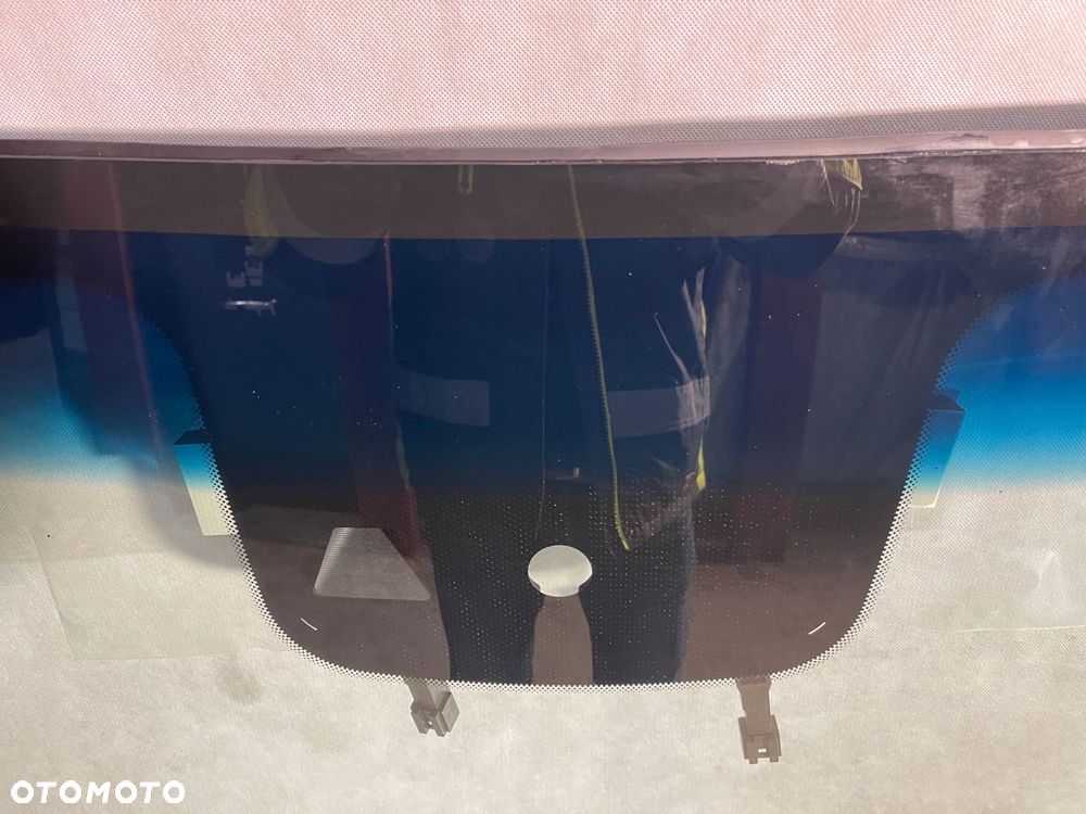 szyba przednia mercedes sprinter w907 / w910 cała grzana sensor kamer 2018- - 2