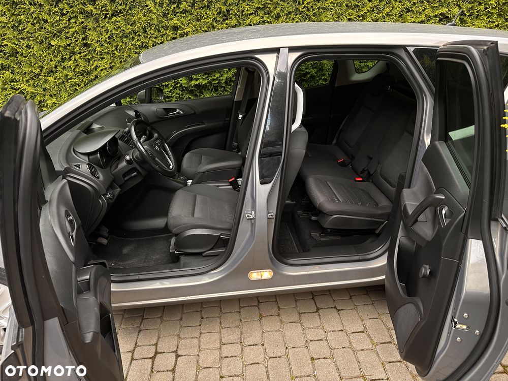 Opel Meriva - 12