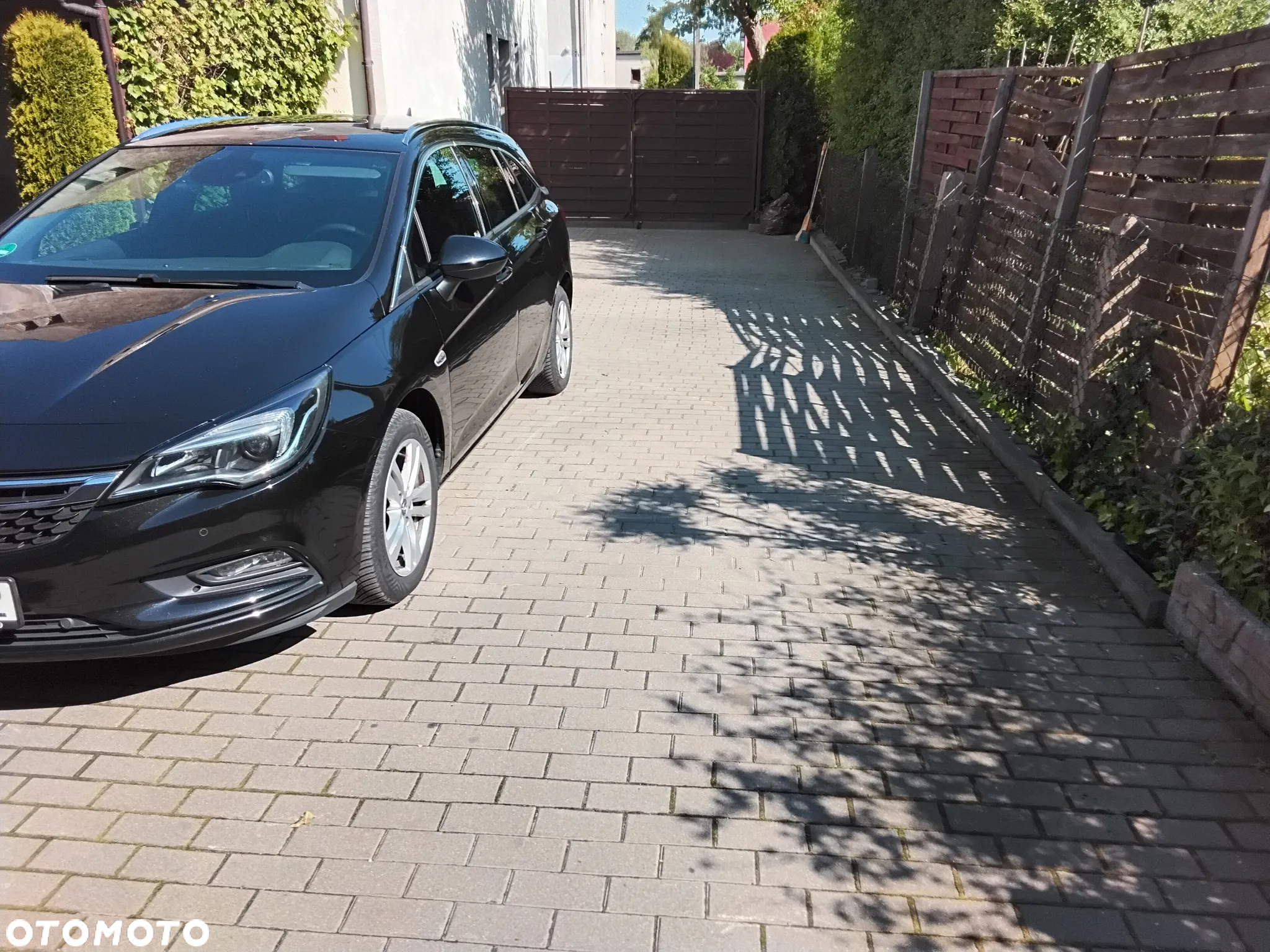 Opel Astra 1.6 D (CDTI) Automatik Sports Tourer Dynamic - 3
