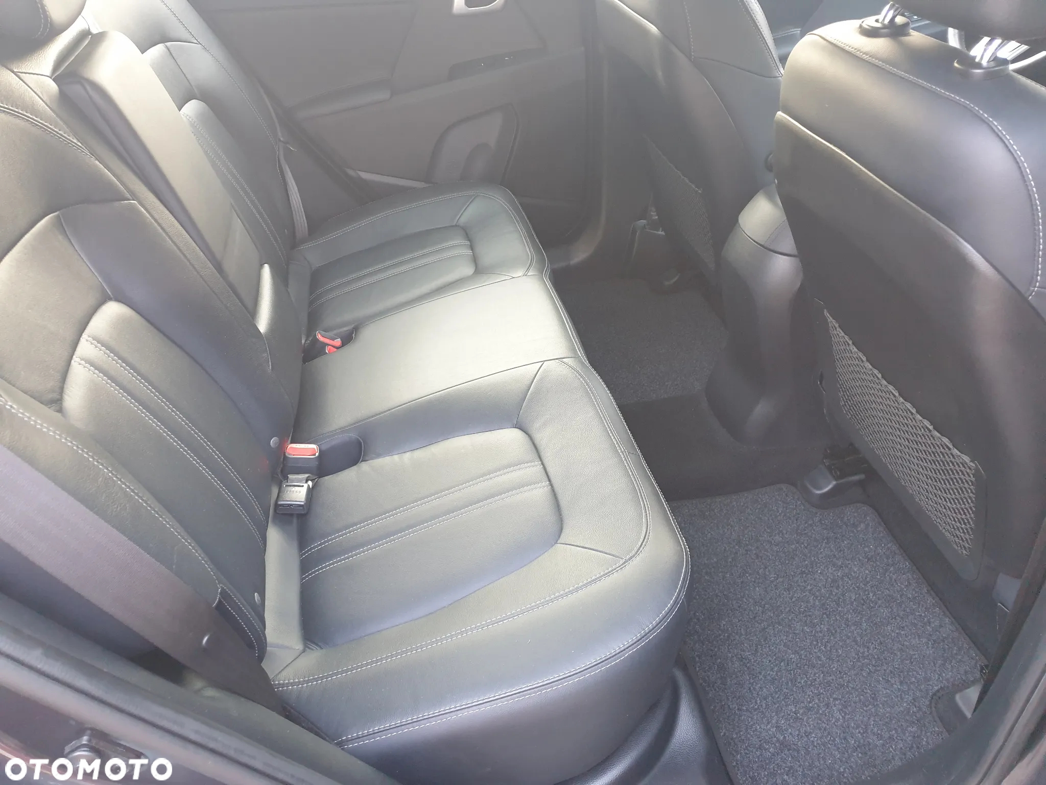 Kia Sportage 1.6 GDI Business Line M 2WD - 13