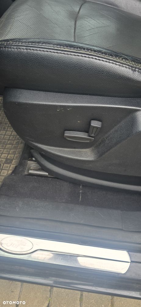 Ford Galaxy - 14