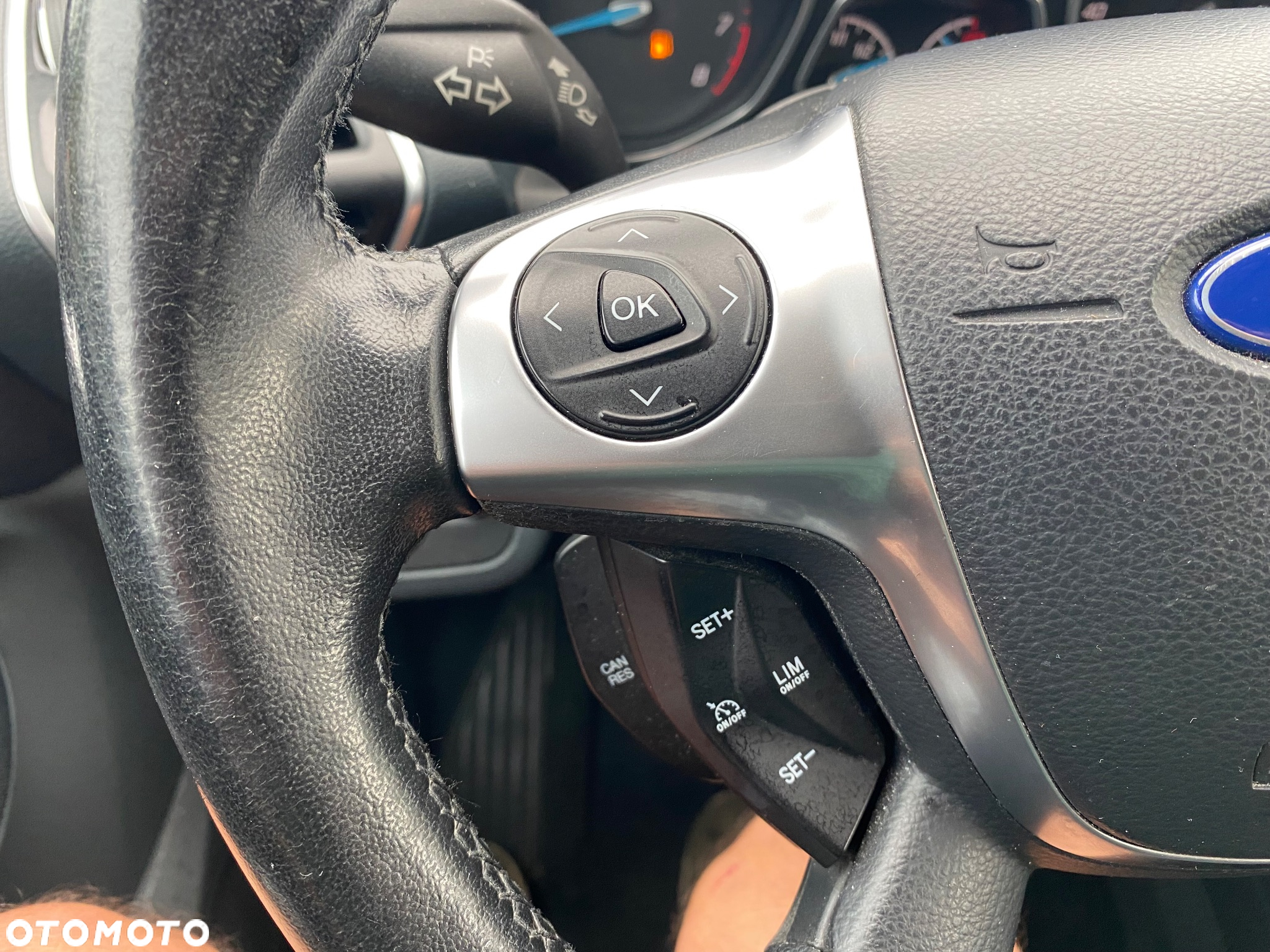 Ford C-MAX 1.0 EcoBoost Start-Stopp-System SYNC Edition - 36