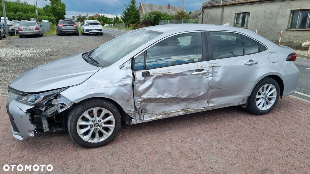 Toyota Corolla 1.5 Active - 11