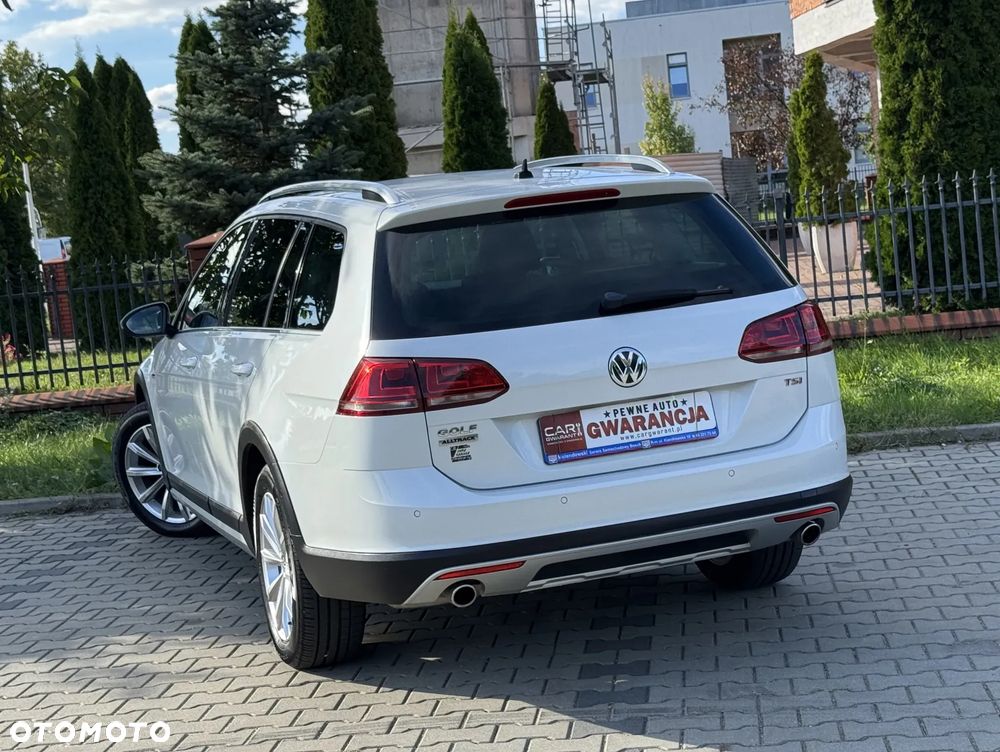 Volkswagen Golf - 11