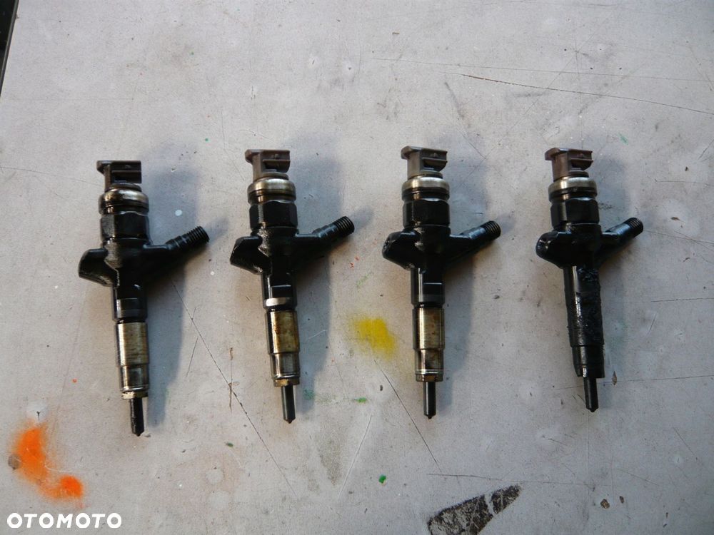 wtryskiwacz 16613aa03 subaru forester sh - 1