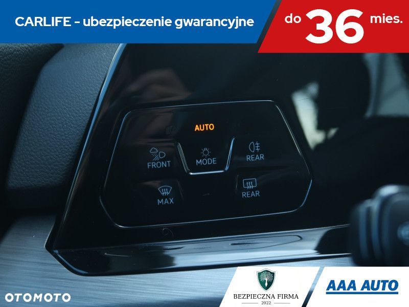 Volkswagen Golf - 18