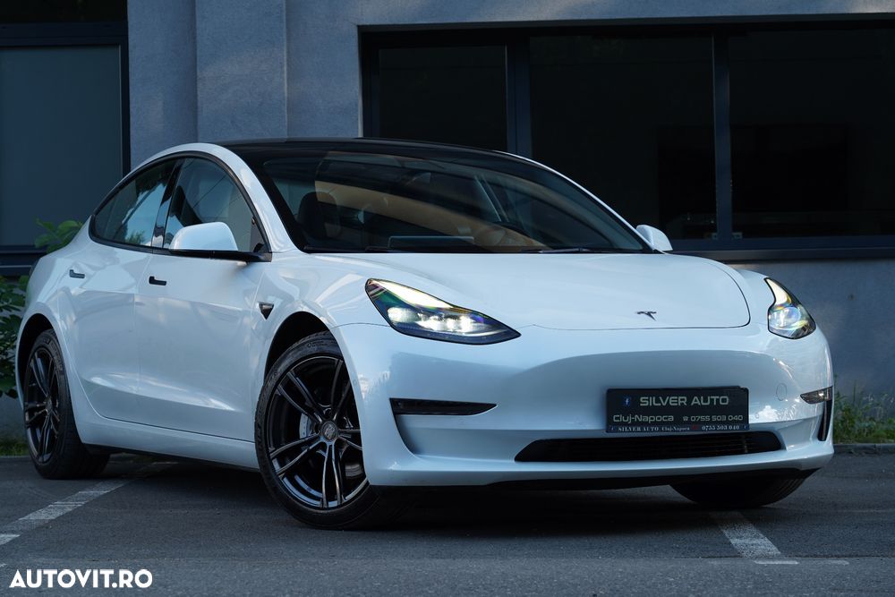 Tesla Model 3 - 19
