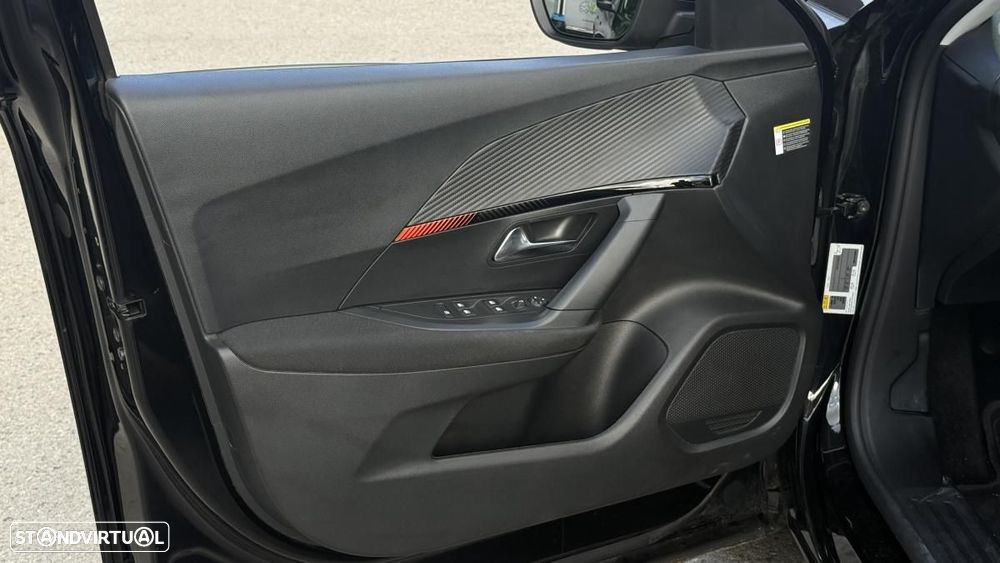 Peugeot e-2008 50 kWh Active Pack - 11