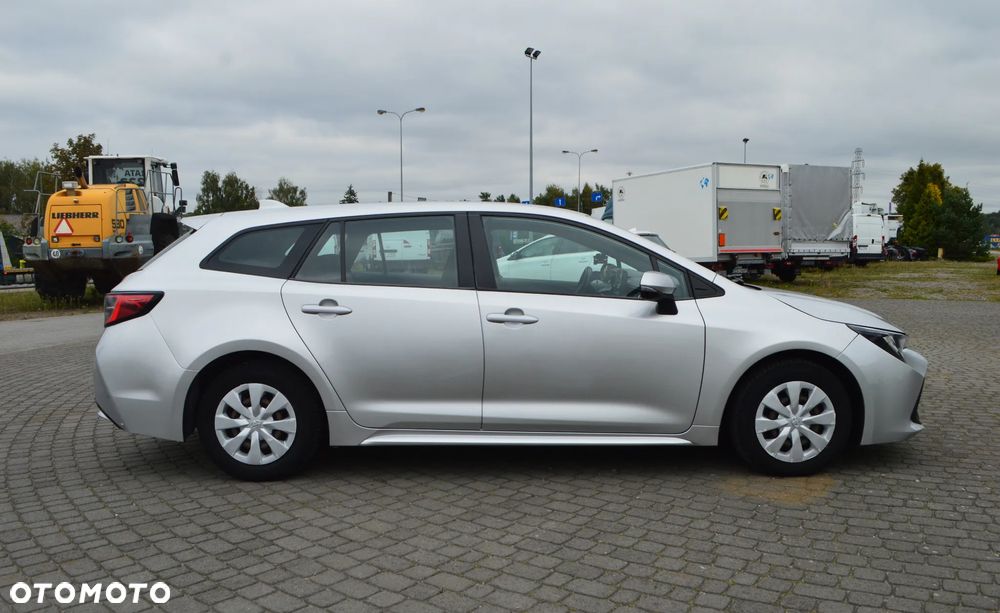 Toyota Corolla 1.8 Hybrid Active - 8