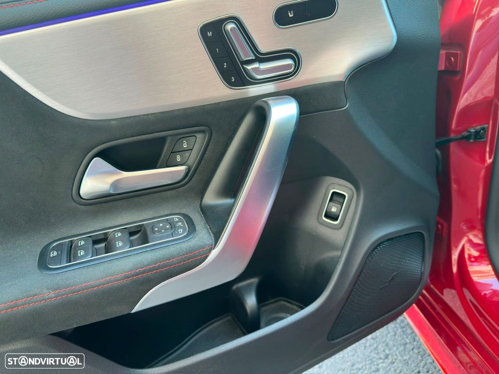 Mercedes-Benz CLA 250 - 16