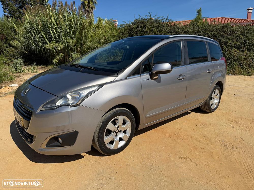 Peugeot 5008