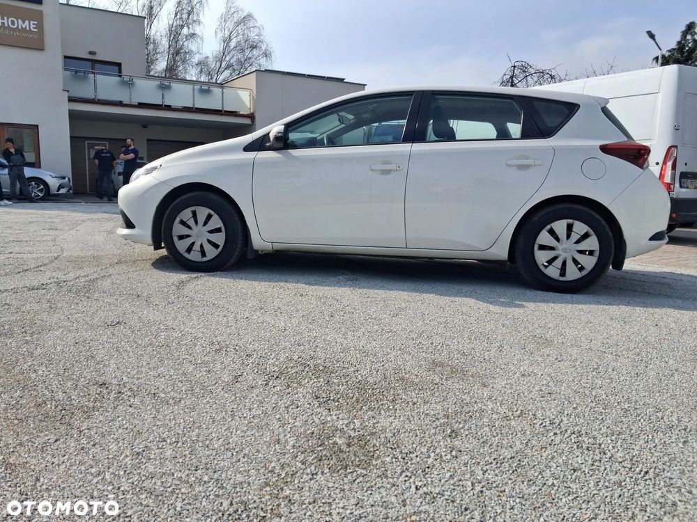 Toyota Auris 1.6 Active - 3