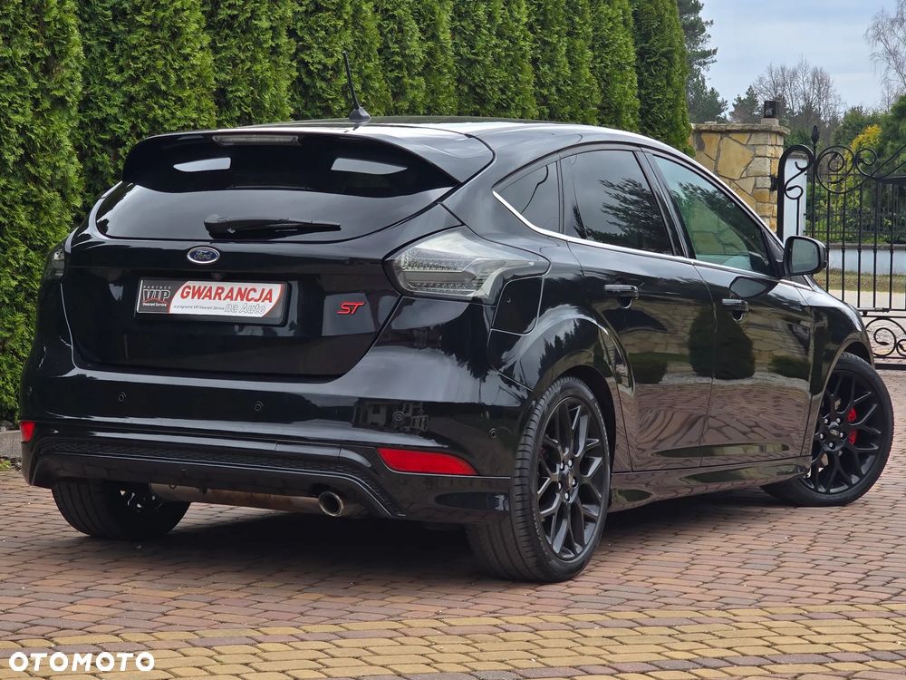 Ford Focus 1.5 EcoBoost ST-Line ASS PowerShift - 4