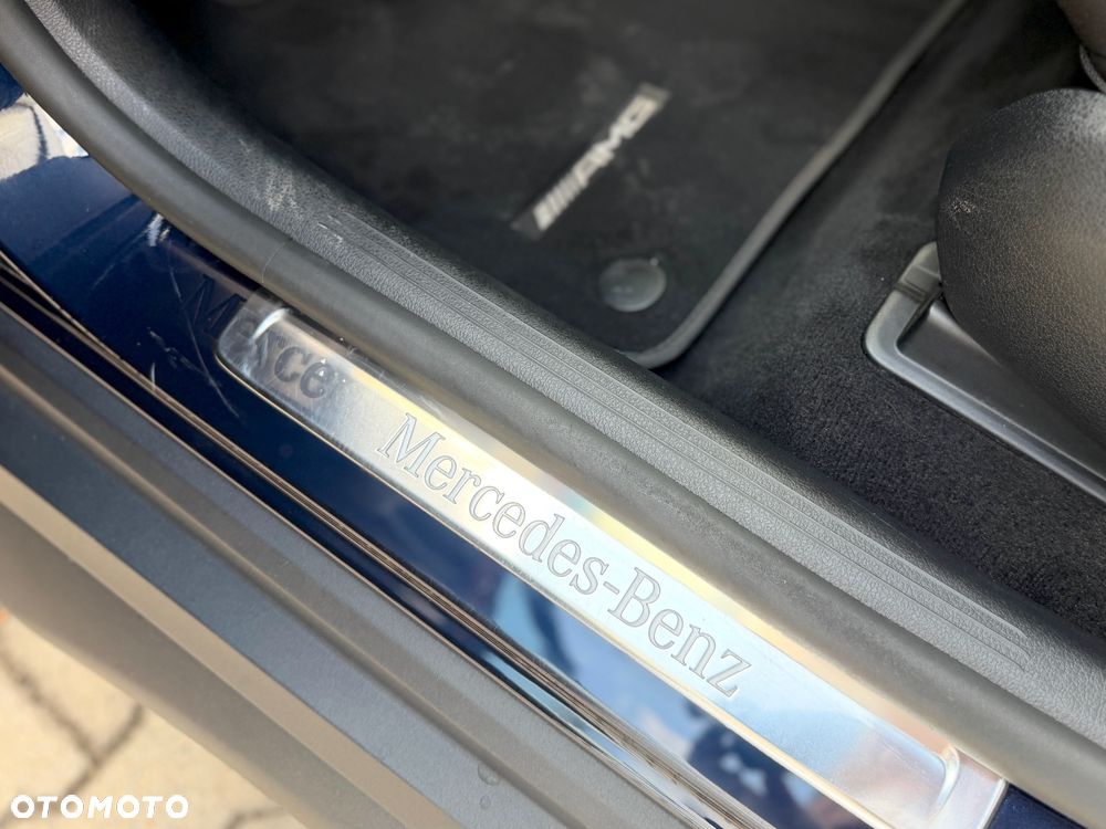 Mercedes-Benz GLC 300 4Matic 9G-TRONIC AMG Line Advanced - 40