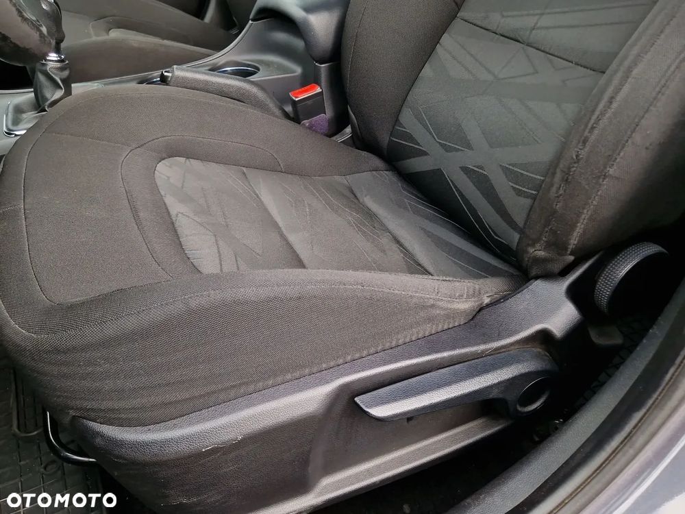 Kia Ceed 1.6 CRDi M - 11
